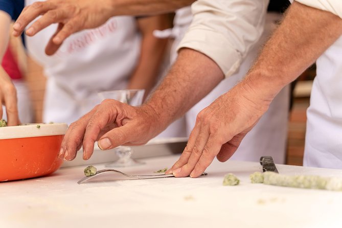 Private cooking class at a Cesarina's home with tasting in Bergamo - Key things to look for in this Bergamo class