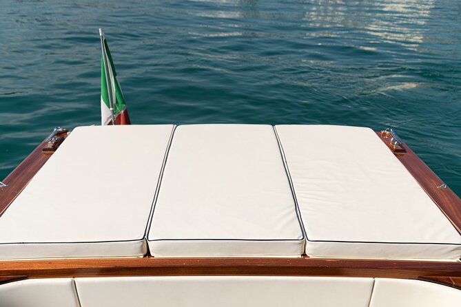 Private Full-Day Tour by Boat in Lake Garda - Isola del Garda and the Rabbit Island: Scenic Passes That Feel Like Their Own Stop
