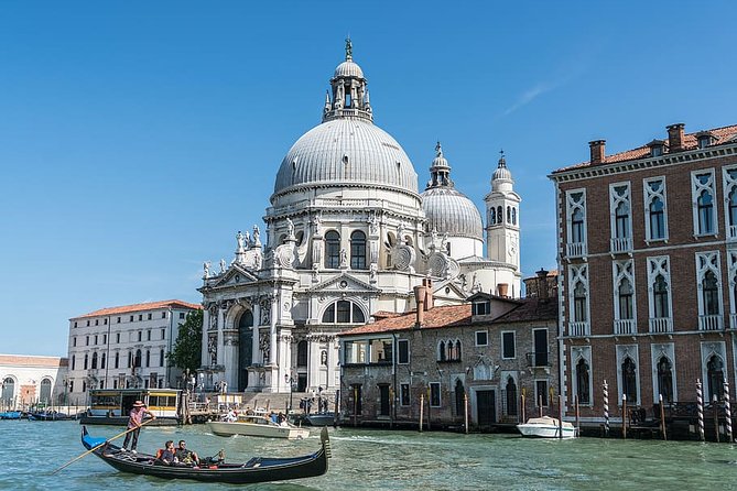 Private Full Day Tour from Milan to Venice with local tour guide and fast train - Milan to Venice without the stress: how the train day really works
