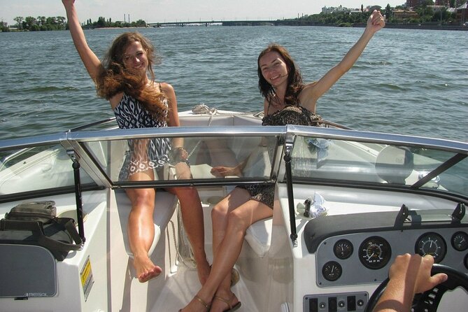 Private Lake Como Boat Tour with Captain Exclusive Scenic Cruise - Entering Central Como By Boat, Not By Time Table