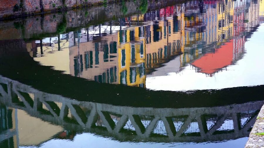 Private Milan Canals and Navigli Neighborhood Guided Tour - Vicolo dei Lavandai: laundress traditions and a typical courtyard