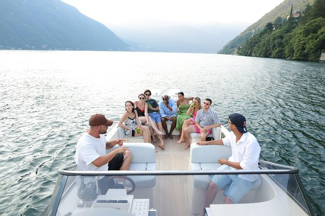 Private Open Bar Tour with Luxury Boat on Lake Como 2H 4H - The 2-hour route: why it feels full but still manageable