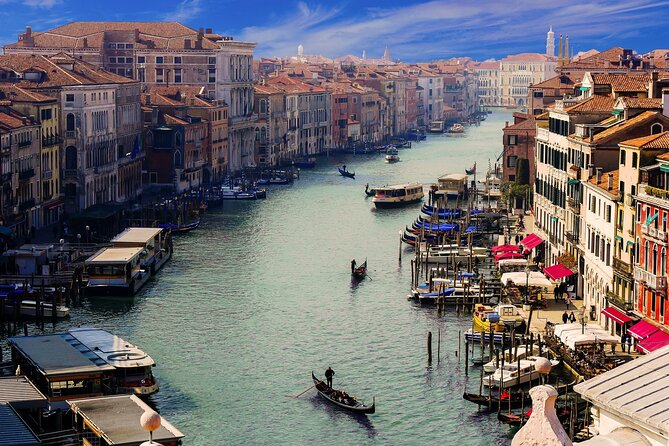 Private Transfer from Milan to Venice with a 2h Stop in Verona - English support, private group setup, and practical details that matter