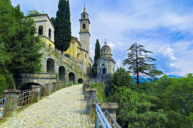 Road Bike tour in Lake Como & Bellagio - Botanic Garden in Bellagio: photos, shade, and the final scenic push