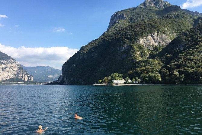 Sailing Experience on Lake Como: Fun, Relax and Adventure! - What to bring for comfort on a windy lake day