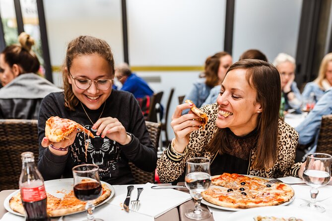 Secrets And Highlights Of Milan With A Local Insider: Private & Personalized 2hr - Walking Logistics: What You Do on Foot, and How Your Guide Helps You Navigate