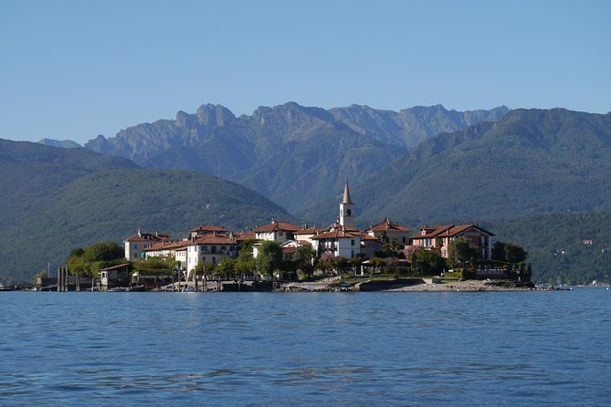 Slow boat tour for small groups with appetizer on Lake Maggiore - Key things that make this Lake Maggiore boat tour worth it