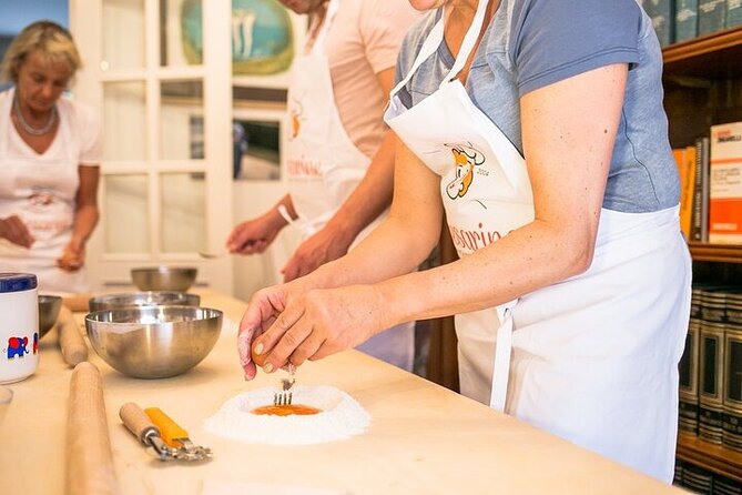 Small group Pasta and Tiramisu class in Como - Key highlights you should know before you go