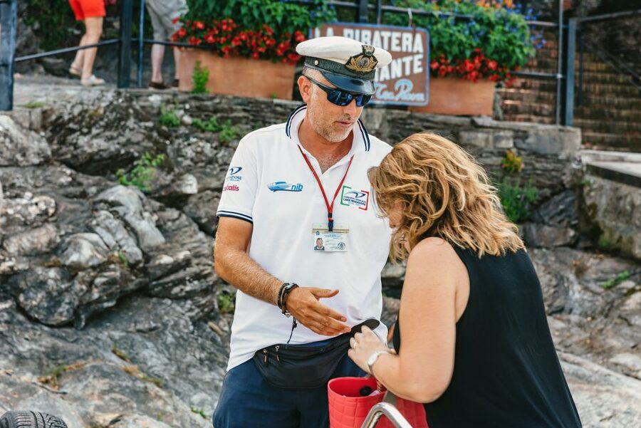Stresa: 3 Borromean Islands Hop-On Hop-Off Boat Tour - Isola dei Pescatori: the year-round island for alleys and lunch