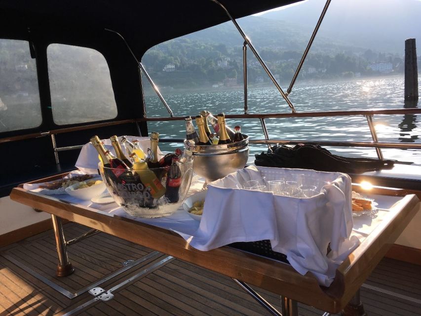 Stresa: Lake Maggiore and Borromean Islands Sunset Cruise - Drop-off around Stresa and nearby towns: convenient if you are staying locally