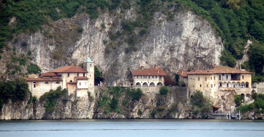 Stresa: Private Cruise to Santa Caterina del Sasso - Villas on the Stresa Coast: Empire, Liberty, and Castellano Styles