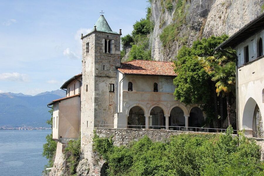 Stresa: Private Cruise to Santa Caterina del Sasso - How the Boat Gets You a 360-Degree Feel for Lake Maggiore