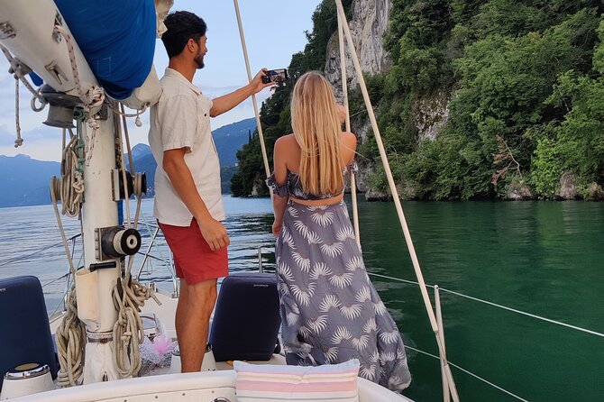 Sunset sailing on lake Como with Private Skipper - Who should book this private sunset sail on Lake Como