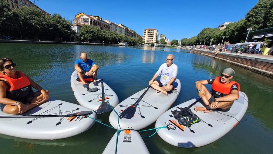 SUPMindfulness on Navigli: wellness experience in Milan - The canal “wildlife” moments that make silence feel alive