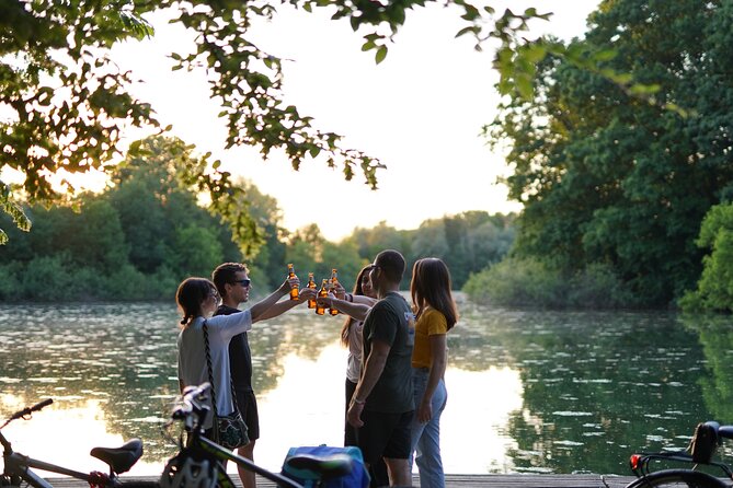 The Milan you don't expect, bike tour with picnic on the lake - Meeting point, timing, and what the group size changes