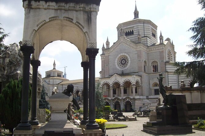 The Monumental Cemetery of Milan: Discover the Unexpected - Temple of Fame: the big stop and what it means