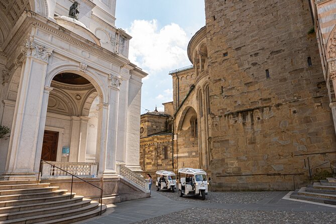 Tuk Tuk tour in Bergamo, Città Alta and the ancient Venetian walls - Rotonda dei Mille and Garibaldi, a Familiar Italian Anchor