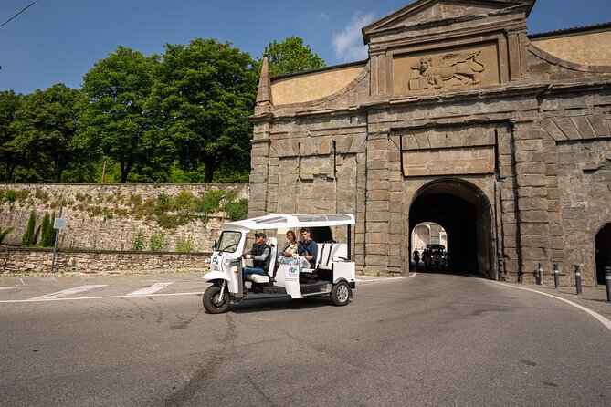 Tuk Tuk tour in Bergamo, Città Alta and the ancient Venetian walls - Past Viale del Sentierone and the City Core, With Photo Timing