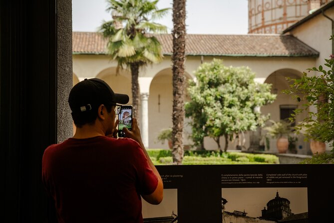 Unveil the Masterpiece: Guided Tour of Da Vinci's Last Supper - Why headsets matter more than you think