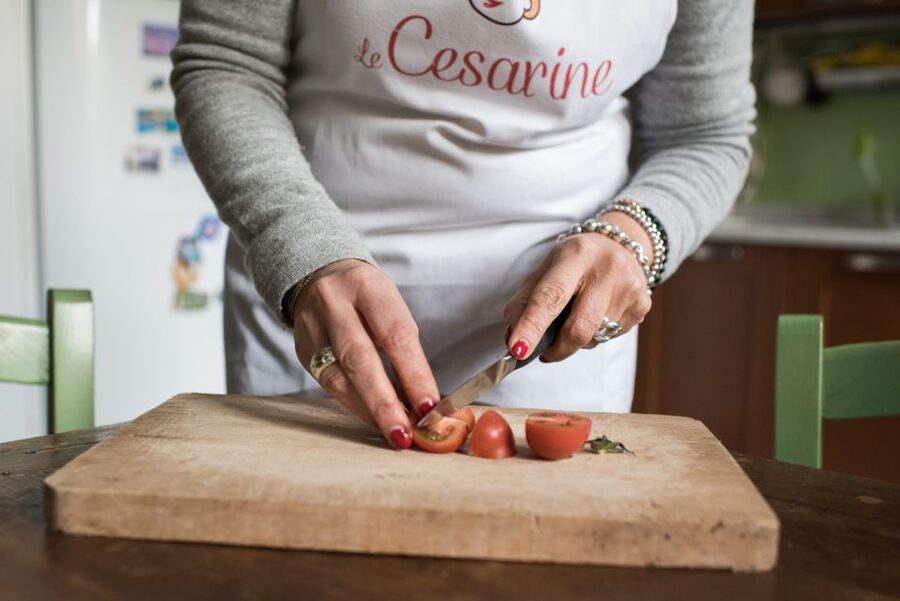 Varenna: Pasta & Tiramisu Cooking Class at a Local's Home - What you make: two iconic pastas plus tiramisu