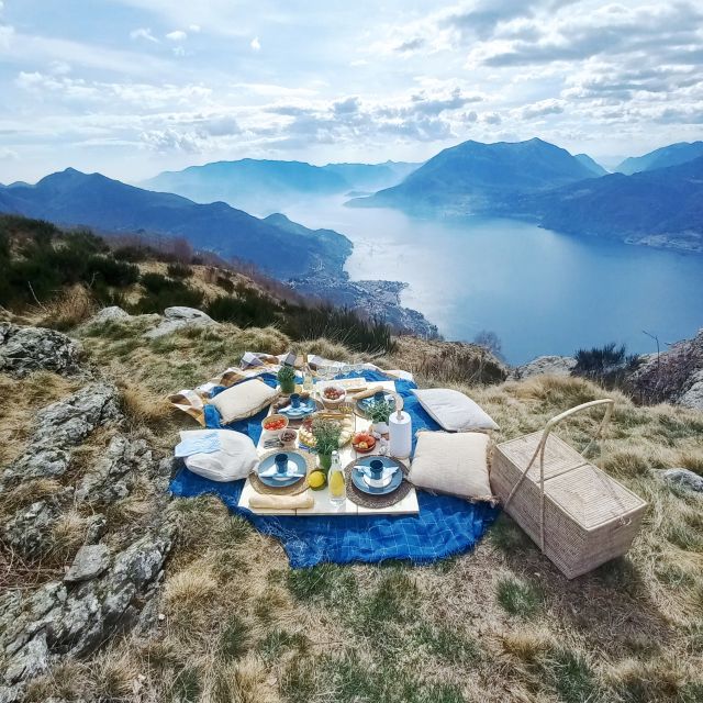 Varenna: Picnic Experience in the Italian Alps - Traditional village stroll: a slower ending near the water