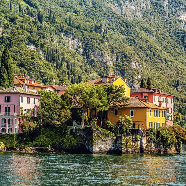 Varenna: Shared Sunset Boat Tour with a Prosecco Aperitif - Value: Why This Tour Costs About $124.61 Per Person