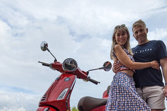 Vespa tour adventure on the lake - Argegno break time: espresso, a village pause, and Romanesque vibes
