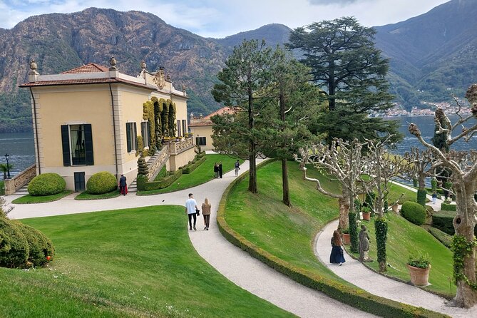 Villa Balbianello & Bellagio Full-Day Tour on Lake Como by boat - Crossing toward Bellagio, private boat or ferry depending on conditions
