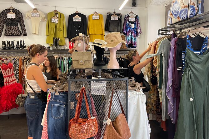 Vintage Shopping Tour in Milan - Via Edmondo de Amicis, a quick primer for finding your style