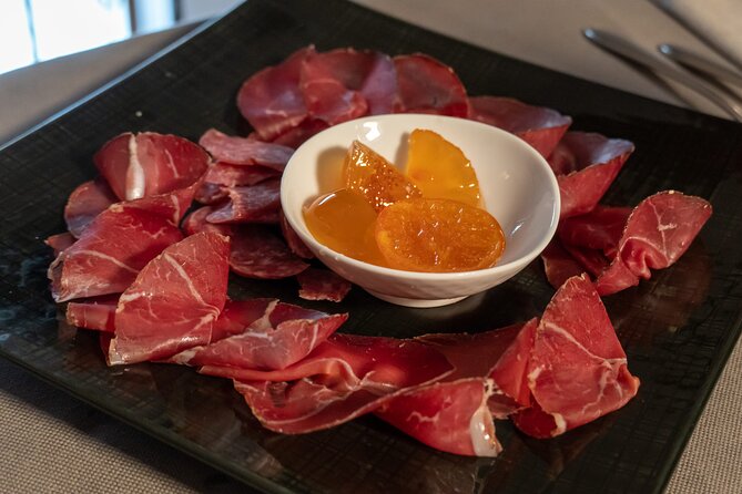 Wine Tasting Experience in Milan City Center - How pairing actually works with appetizers and bread